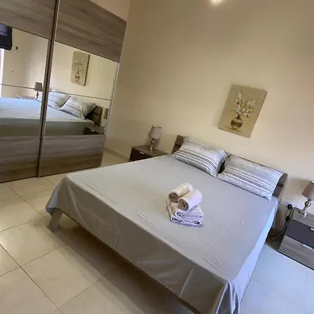 Apartment Newly Refurbished *